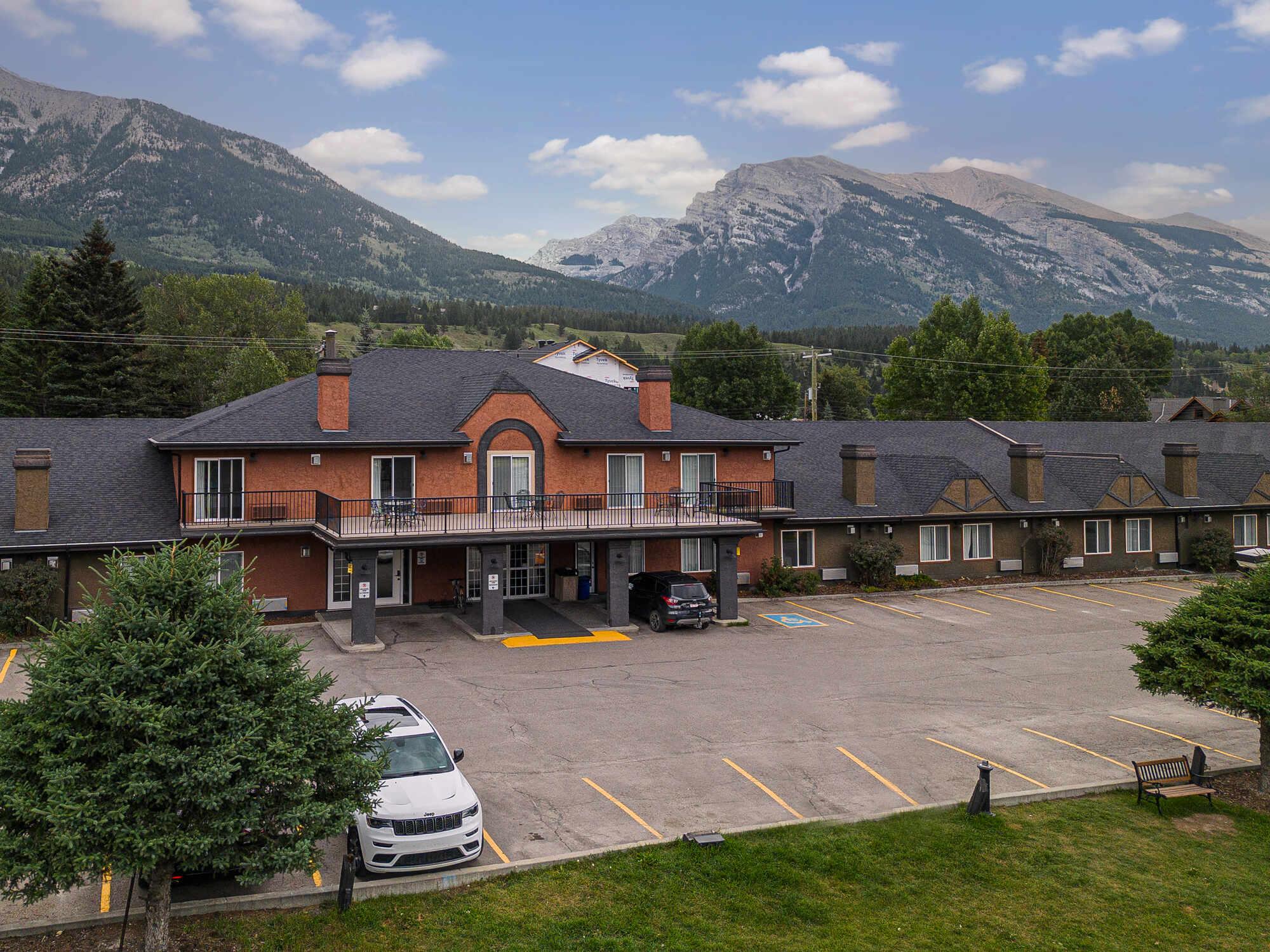 Northwinds By Basecamp Canmore Exterior foto